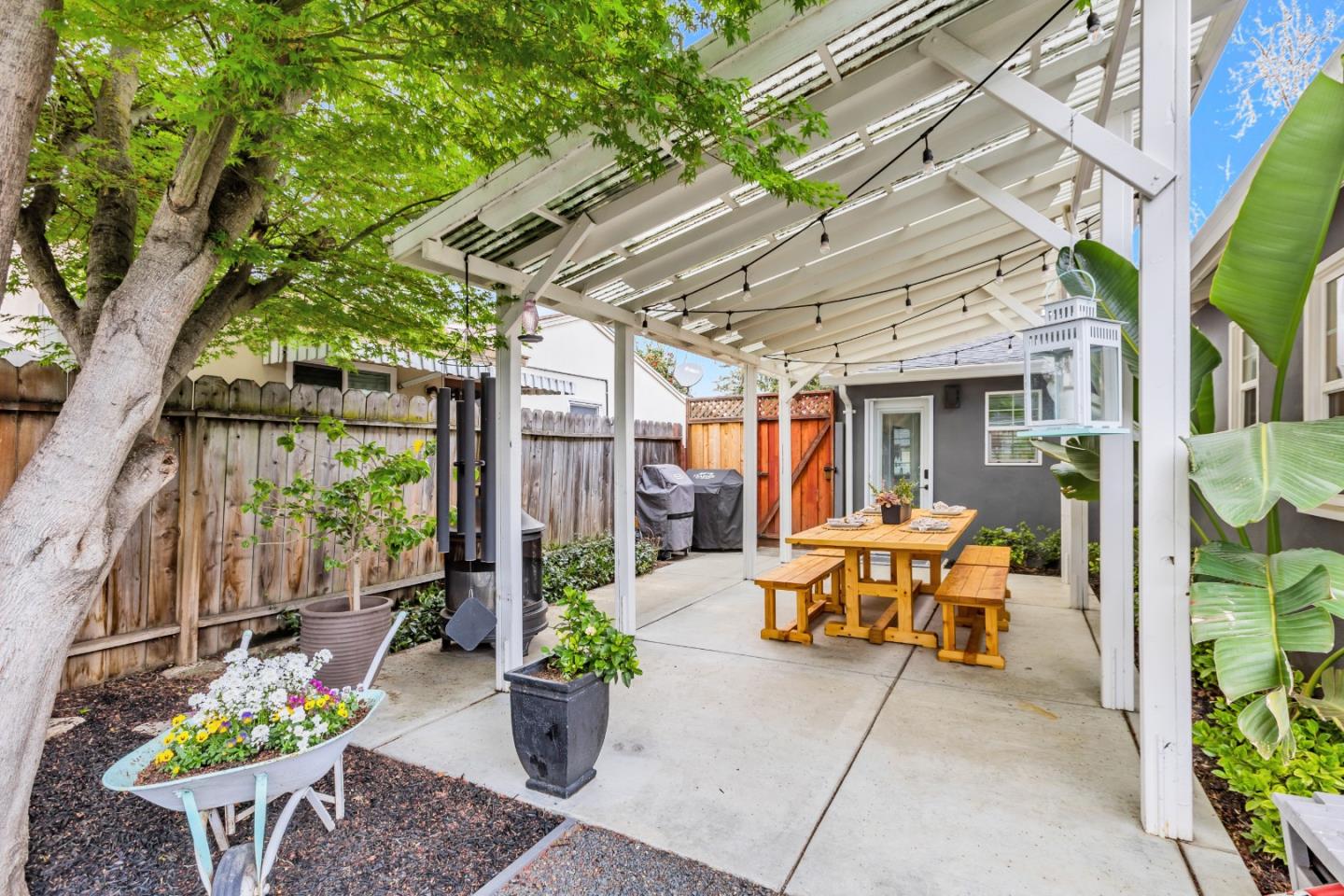 Detail Gallery Image 49 of 68 For 1450 Darlene Ave, San Jose,  CA 95125 - 3 Beds | 2 Baths