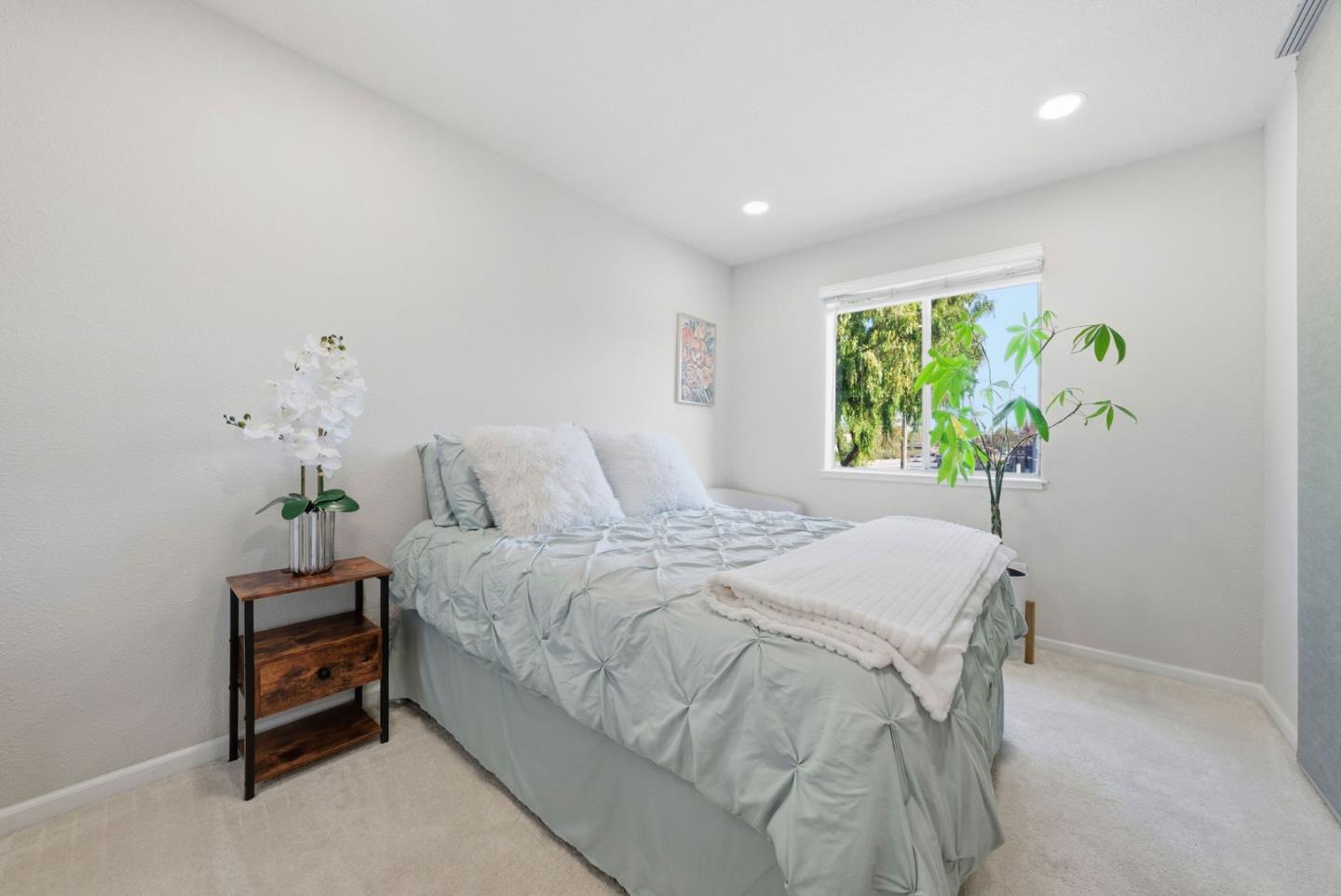 Detail Gallery Image 20 of 46 For 563 Groth Pl, San Jose,  CA 95111 - 2 Beds | 1 Baths