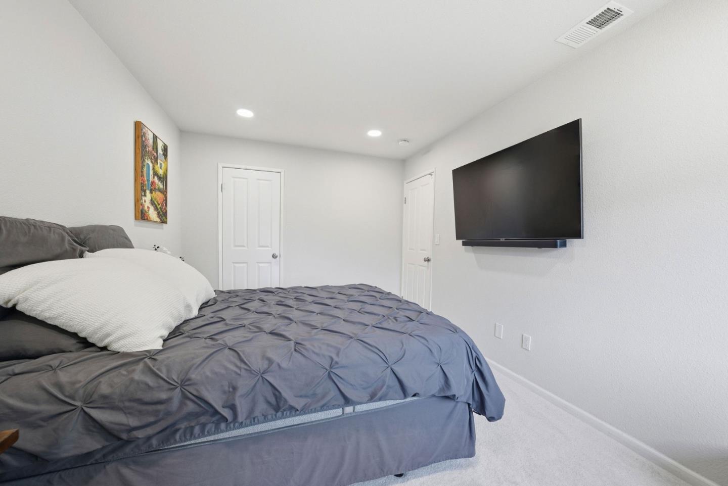 Detail Gallery Image 26 of 46 For 563 Groth Pl, San Jose,  CA 95111 - 2 Beds | 1 Baths