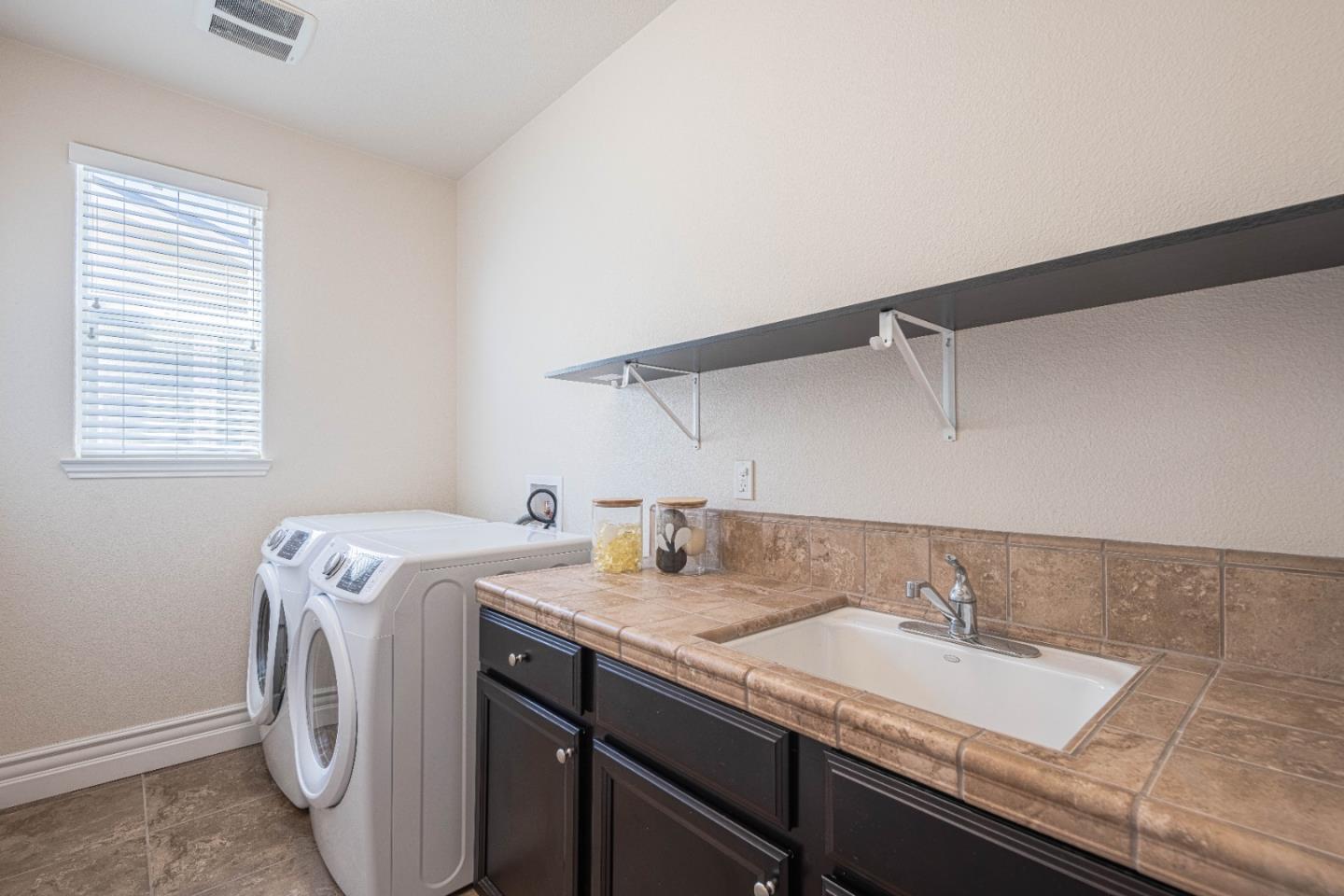 Detail Gallery Image 37 of 43 For 13713 Sherman Blvd, Marina,  CA 93933 - 4 Beds | 2/1 Baths