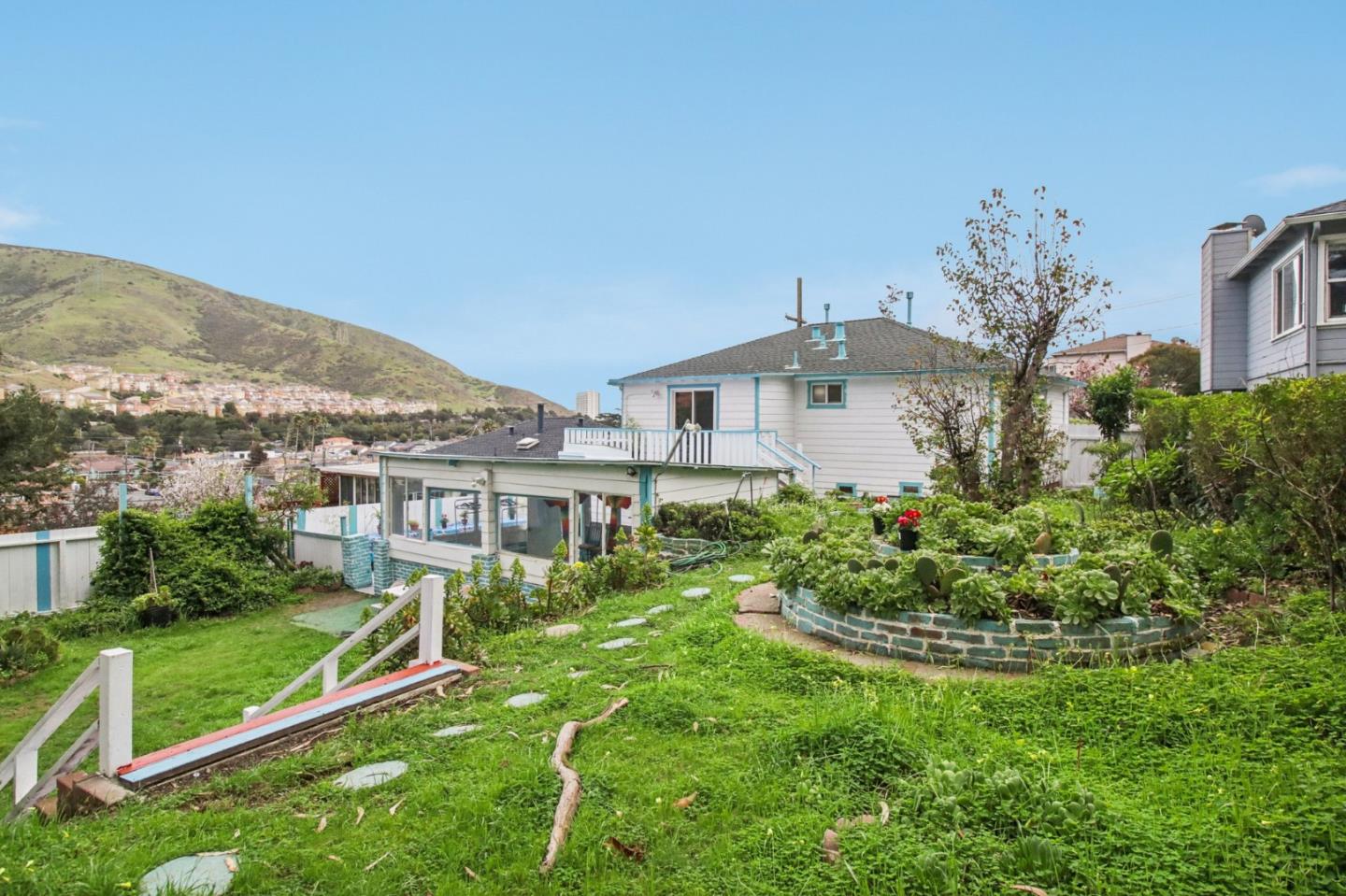 Detail Gallery Image 38 of 51 For 73 Highland Ave, South San Francisco,  CA 94080 - 3 Beds | 2 Baths