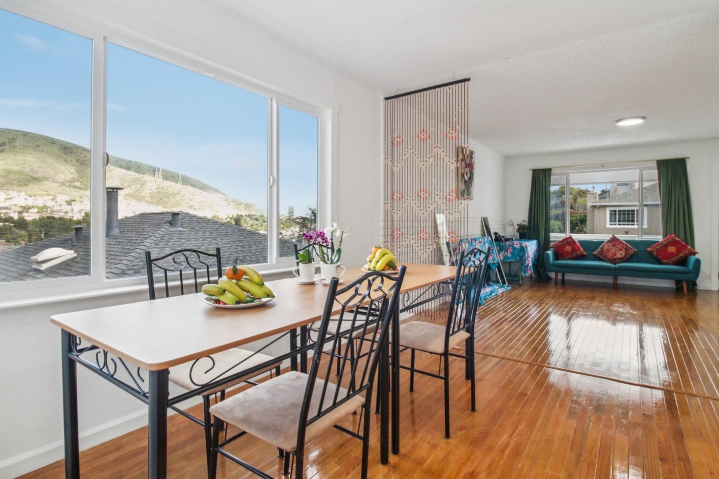 Detail Gallery Image 5 of 51 For 73 Highland Ave, South San Francisco,  CA 94080 - 3 Beds | 2 Baths