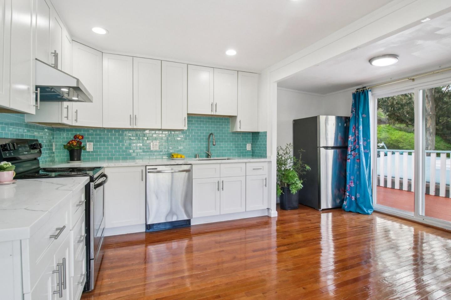 Detail Gallery Image 6 of 51 For 73 Highland Ave, South San Francisco,  CA 94080 - 3 Beds | 2 Baths