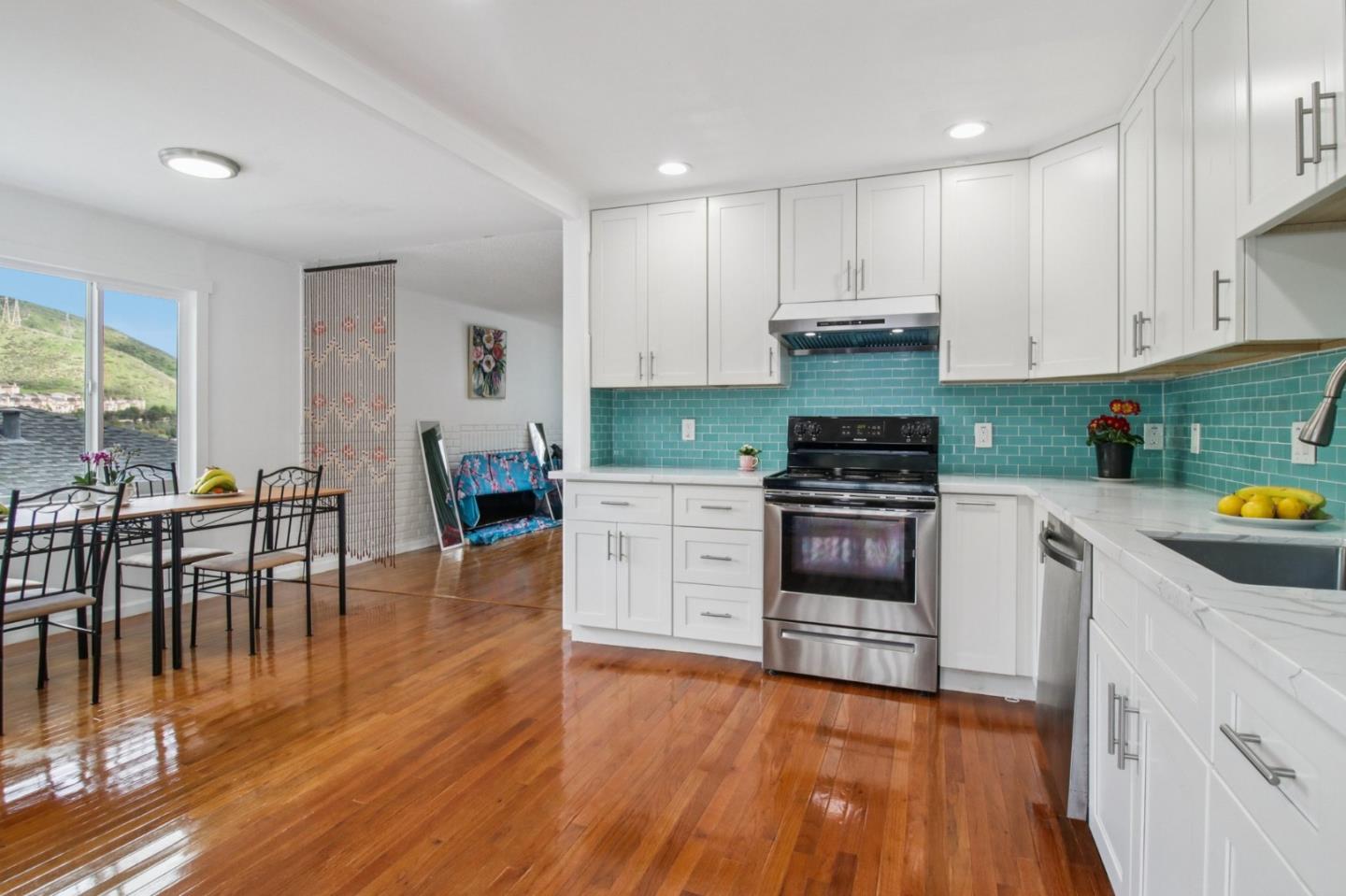 Detail Gallery Image 8 of 51 For 73 Highland Ave, South San Francisco,  CA 94080 - 3 Beds | 2 Baths