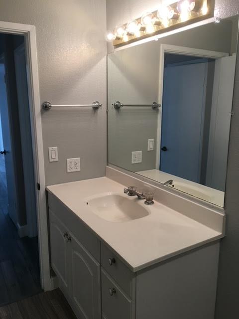 Detail Gallery Image 7 of 17 For 502 Hope Ter #2,  Sunnyvale,  CA 94087 - 1 Beds | 1 Baths