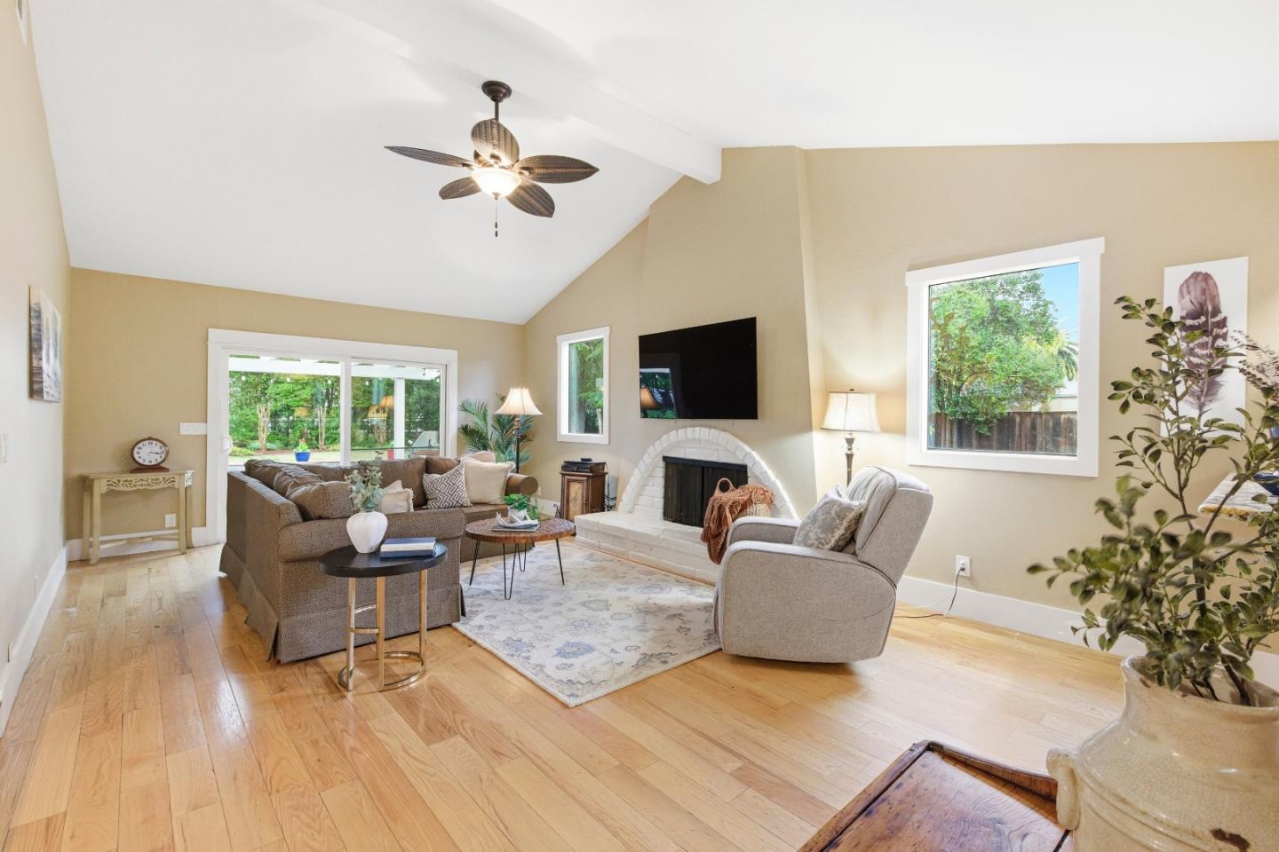 Detail Gallery Image 27 of 61 For 14660 Gallant Fox Way, Morgan Hill,  CA 95037 - 4 Beds | 3 Baths