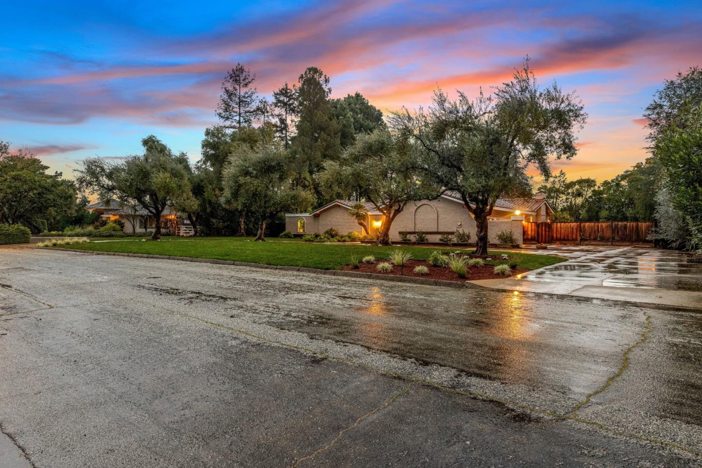 Detail Gallery Image 6 of 61 For 14660 Gallant Fox Way, Morgan Hill,  CA 95037 - 4 Beds | 3 Baths