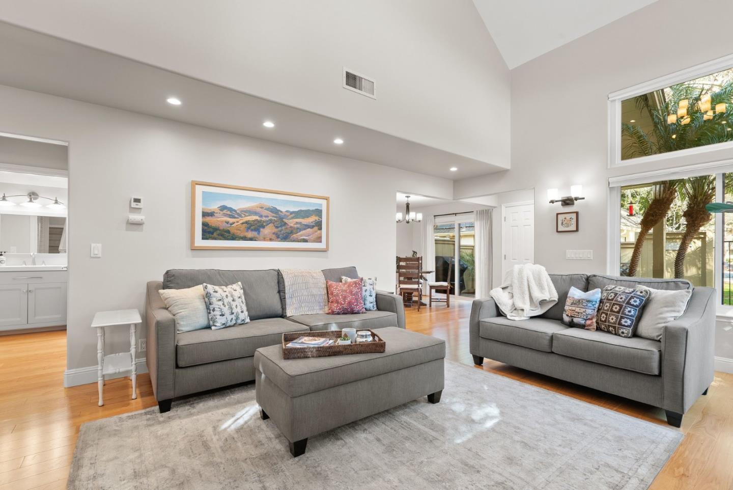 Detail Gallery Image 16 of 44 For 1933 Huxley Ct, San Jose,  CA 95125 - 2 Beds | 2/1 Baths