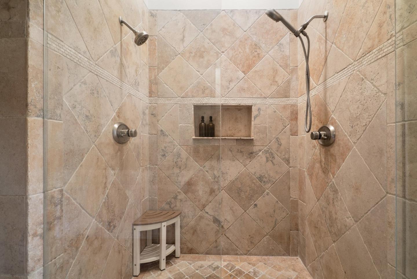 Detail Gallery Image 24 of 44 For 1933 Huxley Ct, San Jose,  CA 95125 - 2 Beds | 2/1 Baths