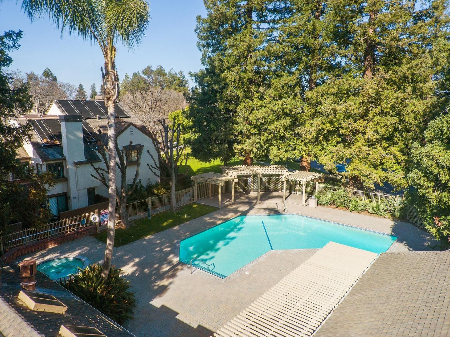 Detail Gallery Image 39 of 44 For 1933 Huxley Ct, San Jose,  CA 95125 - 2 Beds | 2/1 Baths