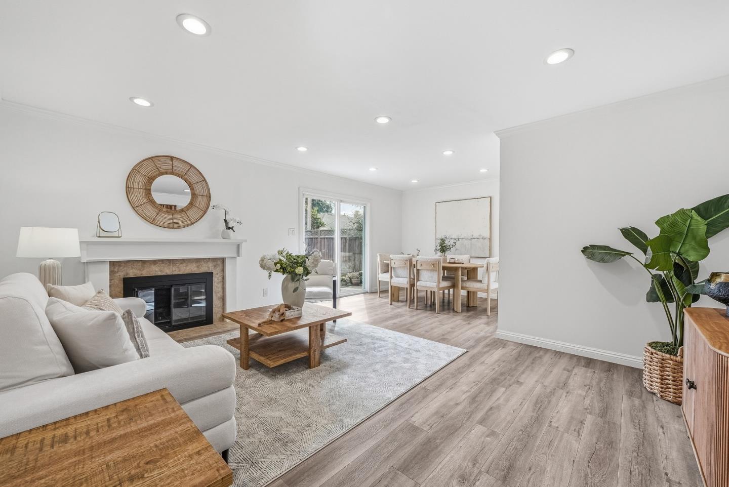 Detail Gallery Image 13 of 53 For 136 S Mary Ave, Sunnyvale,  CA 94086 - 3 Beds | 2 Baths