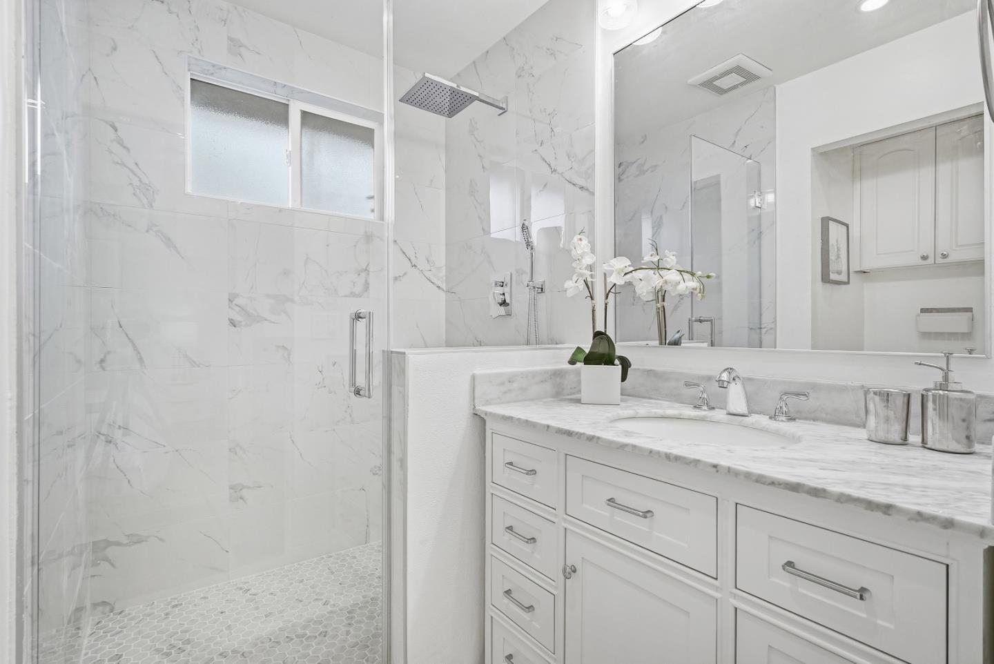 Detail Gallery Image 22 of 53 For 136 S Mary Ave, Sunnyvale,  CA 94086 - 3 Beds | 2 Baths