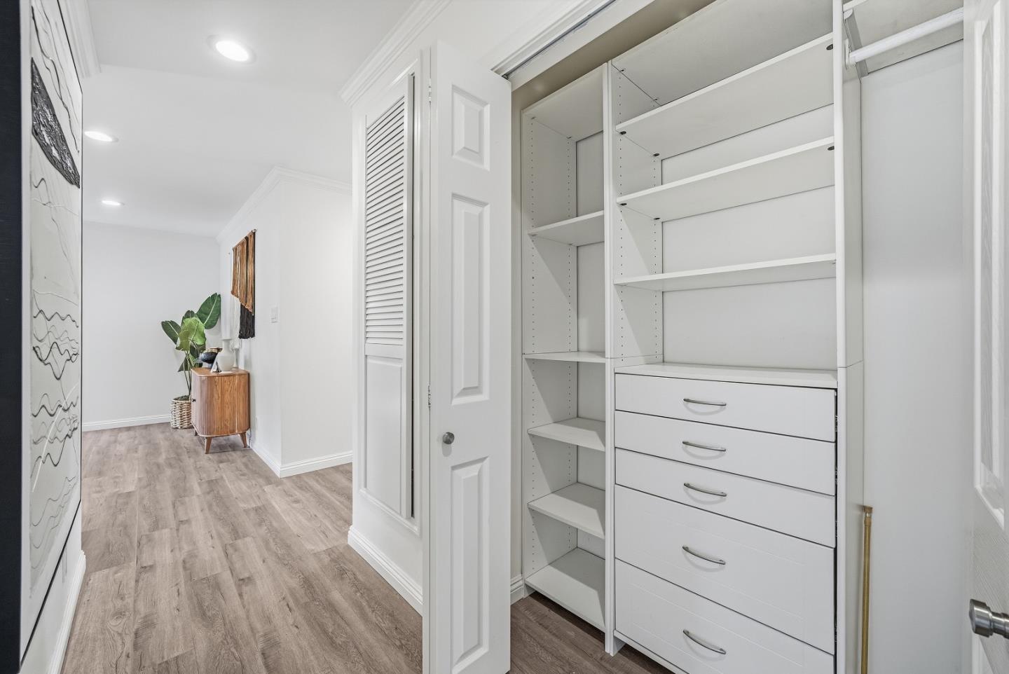 Detail Gallery Image 31 of 53 For 136 S Mary Ave, Sunnyvale,  CA 94086 - 3 Beds | 2 Baths