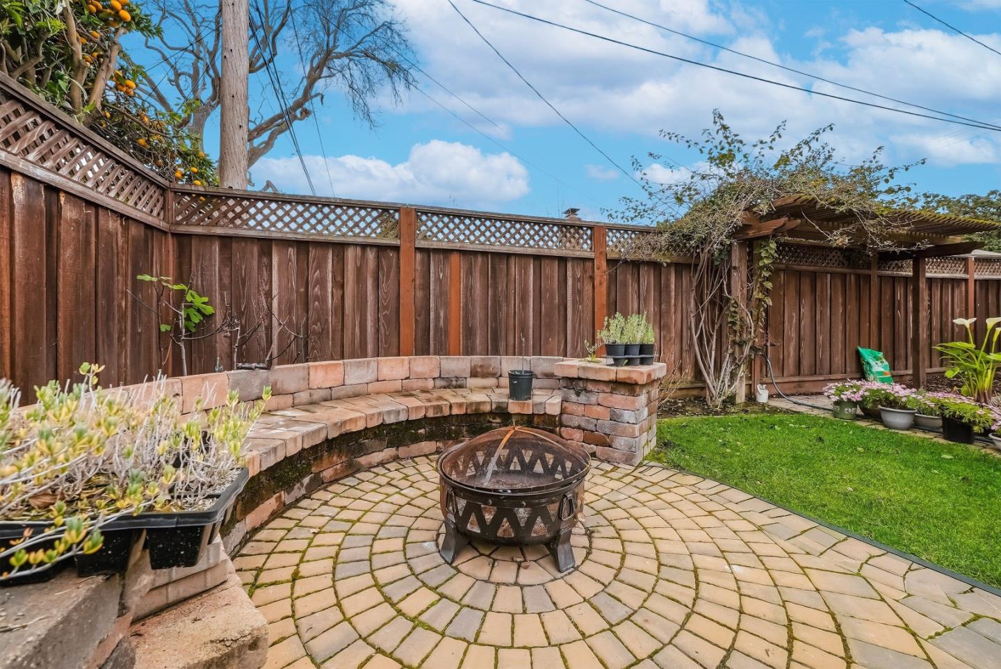 Detail Gallery Image 37 of 53 For 136 S Mary Ave, Sunnyvale,  CA 94086 - 3 Beds | 2 Baths