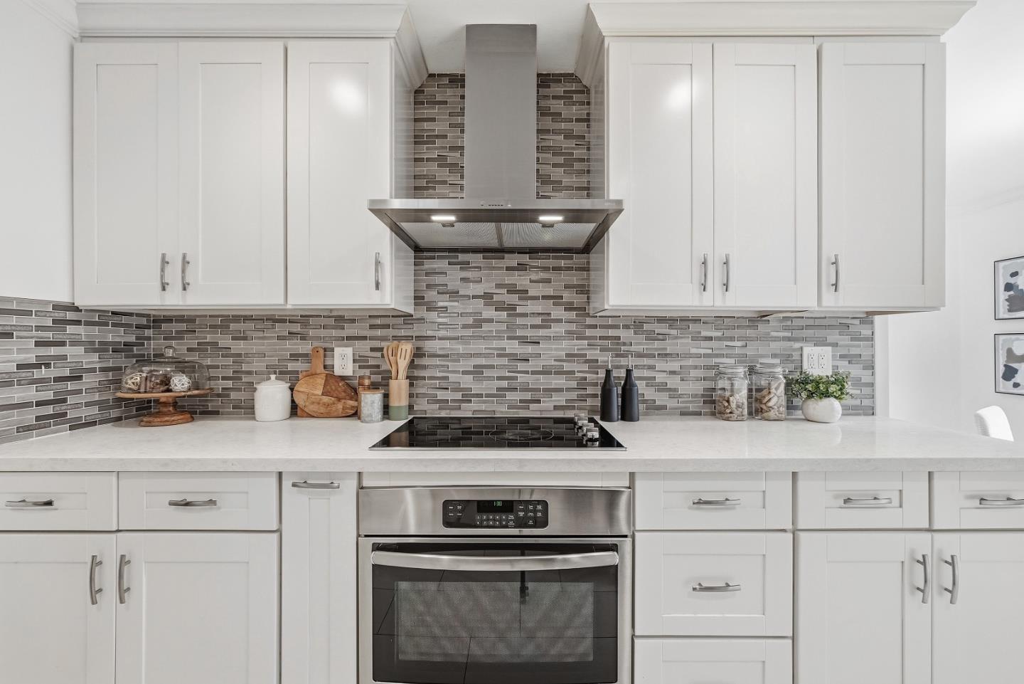 Detail Gallery Image 6 of 53 For 136 S Mary Ave, Sunnyvale,  CA 94086 - 3 Beds | 2 Baths