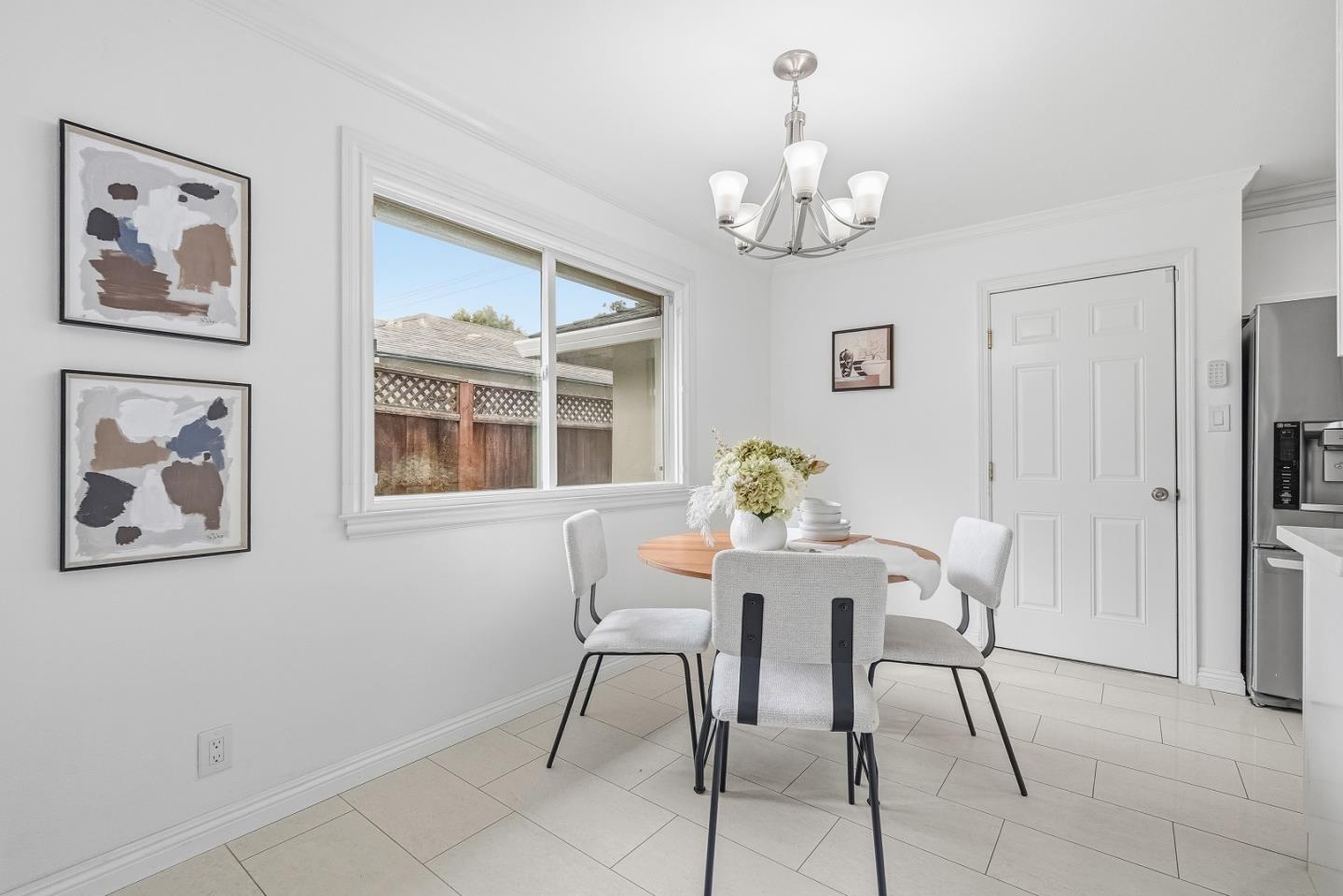 Detail Gallery Image 9 of 53 For 136 S Mary Ave, Sunnyvale,  CA 94086 - 3 Beds | 2 Baths