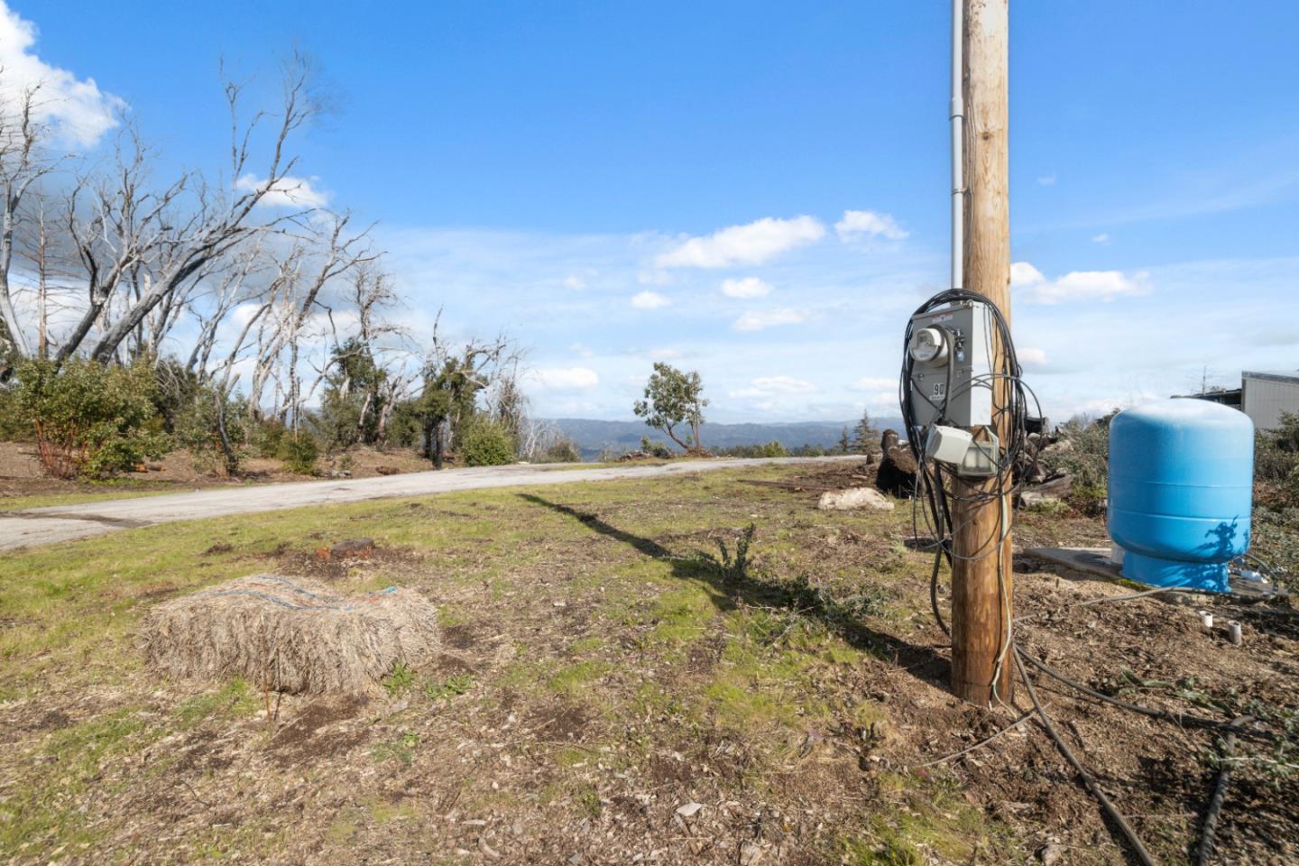 Detail Gallery Image 23 of 32 For 90 Braemoor Dr, Santa Cruz,  CA 95060 - – Beds | – Baths