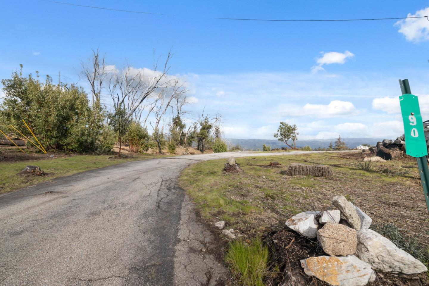 Detail Gallery Image 26 of 32 For 90 Braemoor Dr, Santa Cruz,  CA 95060 - – Beds | – Baths