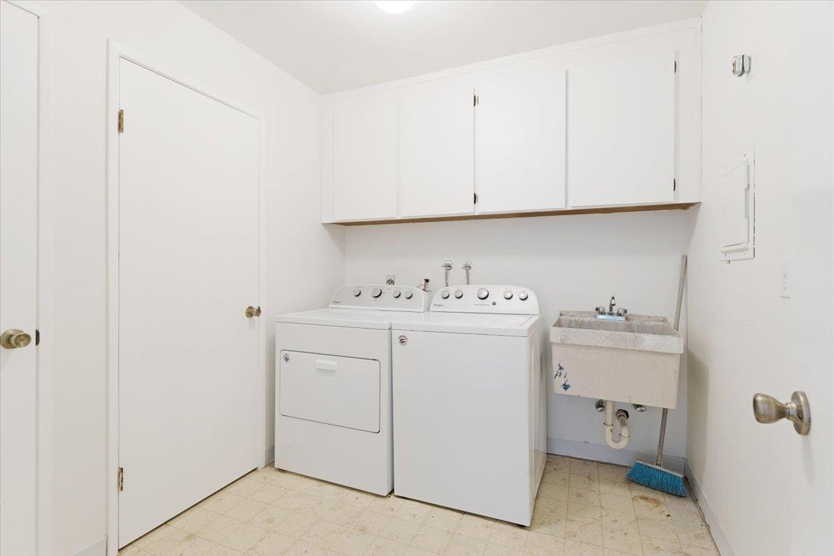 Detail Gallery Image 39 of 48 For 334 Lee  Street St, Santa Cruz,  CA 95060 - 4 Beds | 2/1 Baths