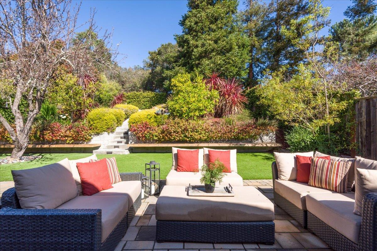 Front Image Thumbnail for ML82035196