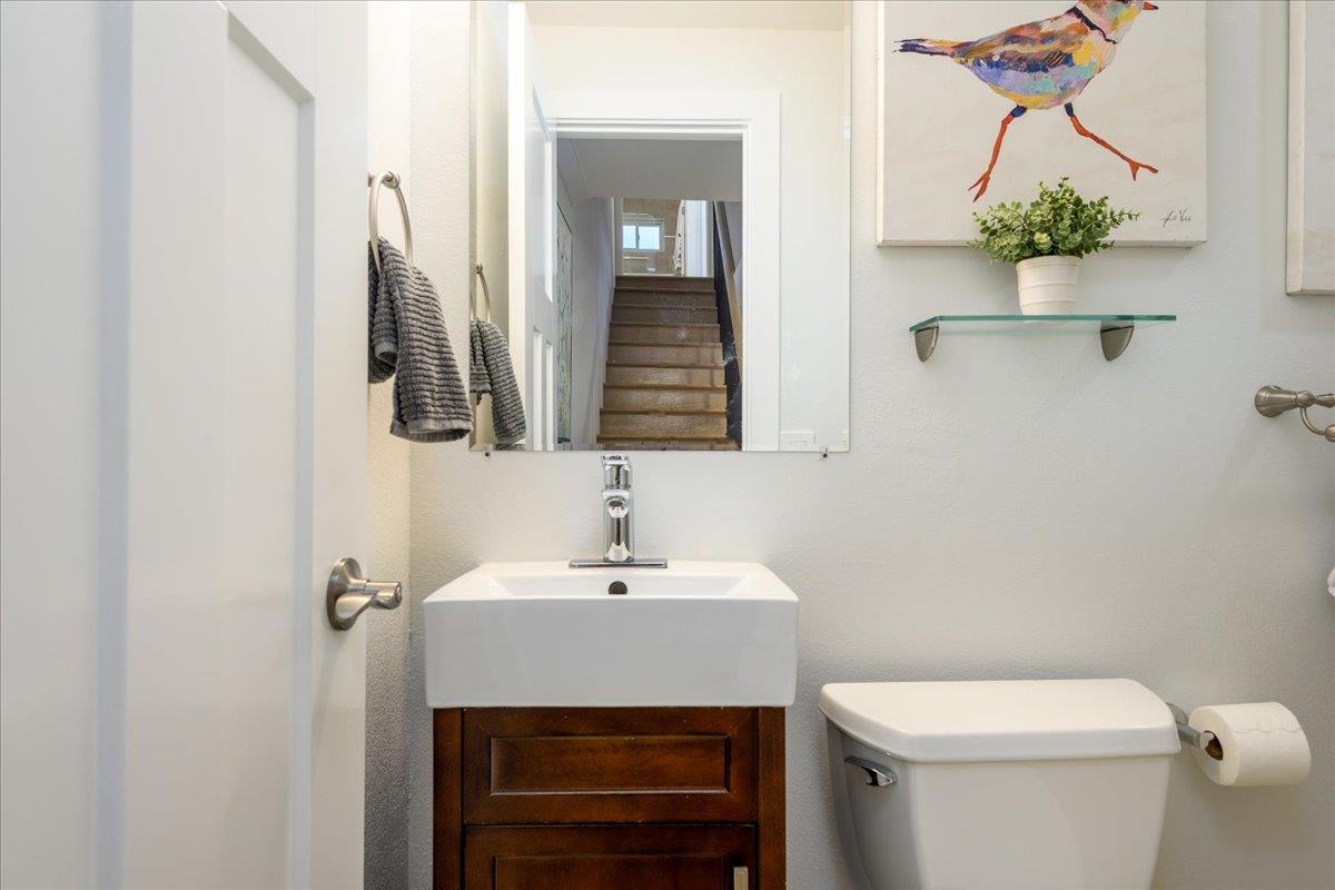 Detail Gallery Image 18 of 37 For 2705 Monserat Ave, Belmont,  CA 94002 - 4 Beds | 3 Baths