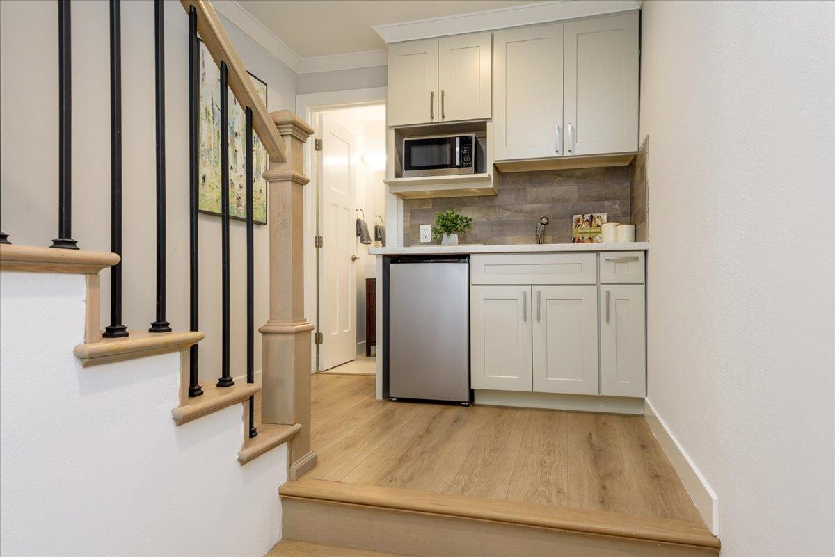 Detail Gallery Image 20 of 37 For 2705 Monserat Ave, Belmont,  CA 94002 - 4 Beds | 3 Baths