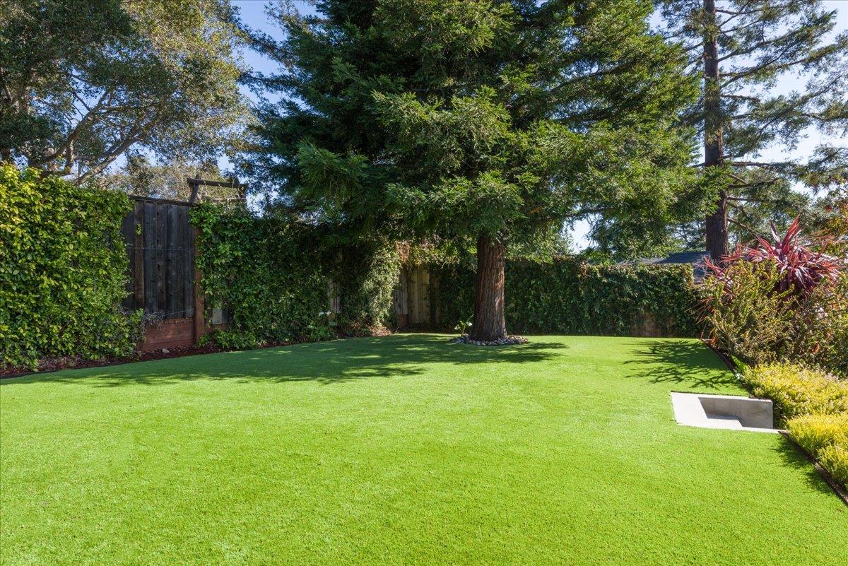 Detail Gallery Image 22 of 37 For 2705 Monserat Ave, Belmont,  CA 94002 - 4 Beds | 3 Baths