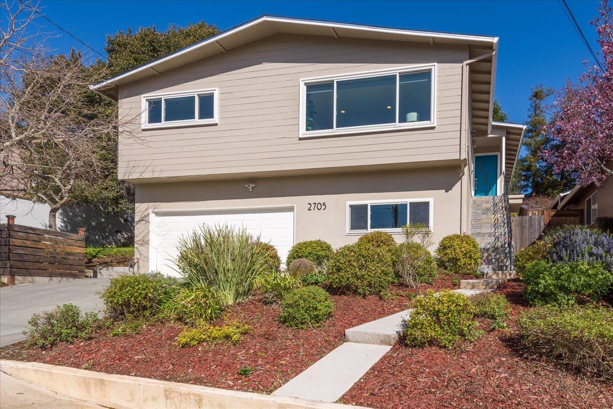 Detail Gallery Image 26 of 37 For 2705 Monserat Ave, Belmont,  CA 94002 - 4 Beds | 3 Baths