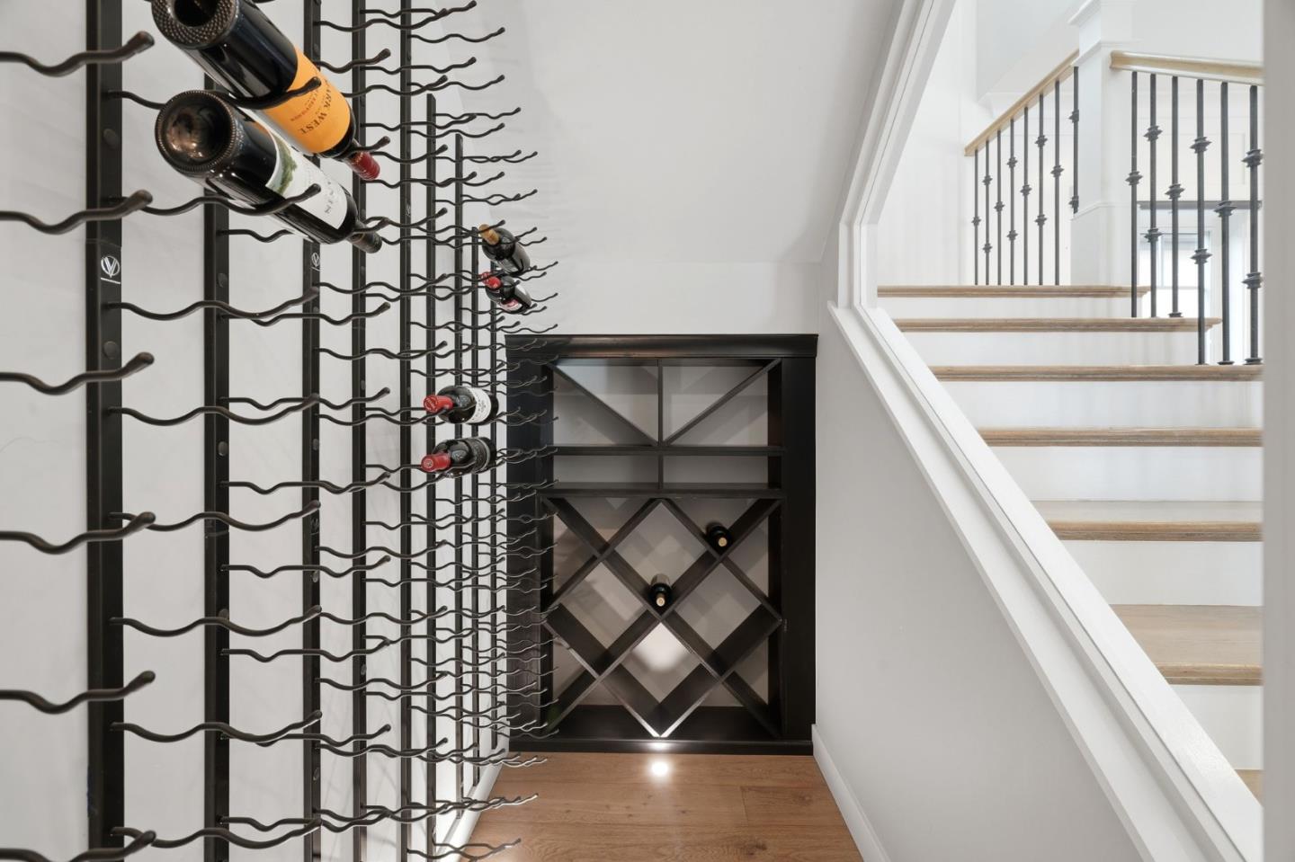 Detail Gallery Image 14 of 87 For 1549 Keesling Ave, San Jose,  CA 95125 - 5 Beds | 4/2 Baths