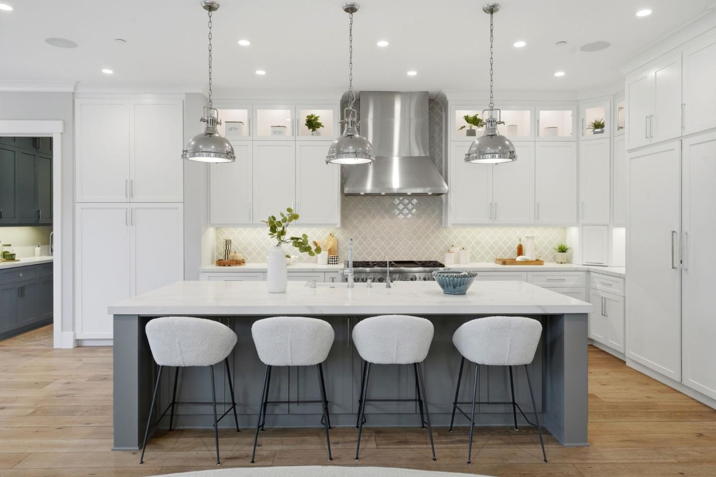 Detail Gallery Image 16 of 87 For 1549 Keesling Ave, San Jose,  CA 95125 - 5 Beds | 4/2 Baths