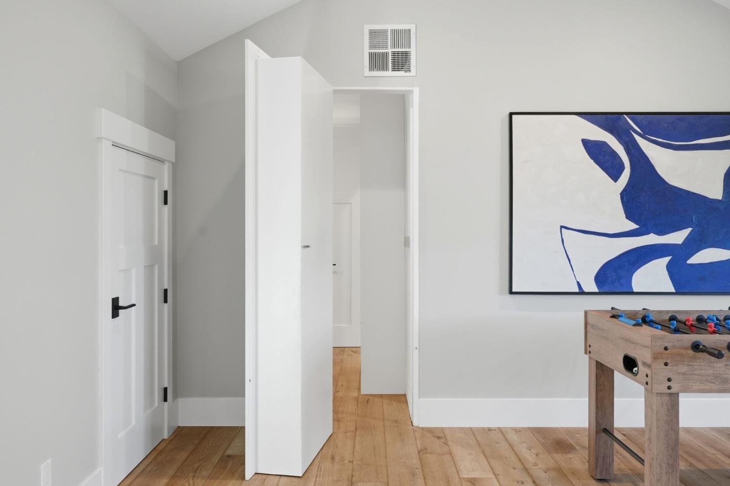 Detail Gallery Image 41 of 87 For 1549 Keesling Ave, San Jose,  CA 95125 - 5 Beds | 4/2 Baths