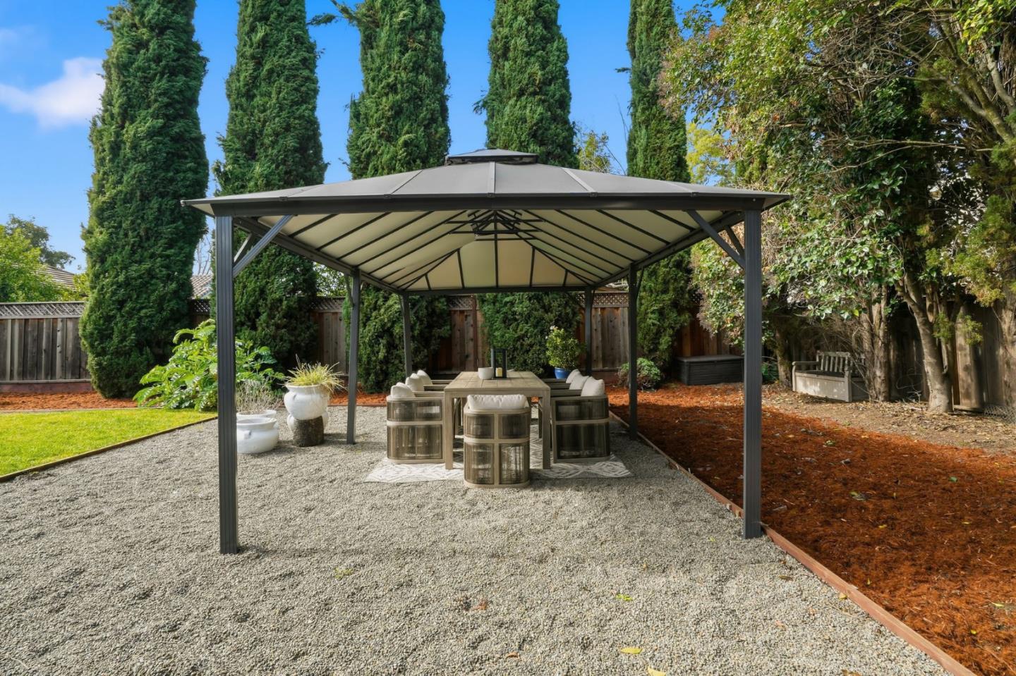 Detail Gallery Image 65 of 87 For 1549 Keesling Ave, San Jose,  CA 95125 - 5 Beds | 4/2 Baths