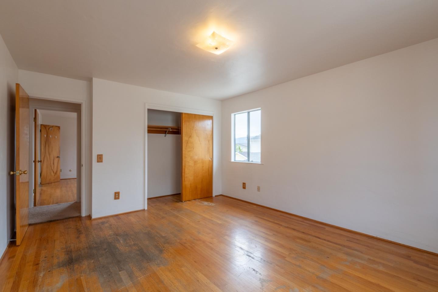 Detail Gallery Image 13 of 37 For 113 Seeno St, Monterey,  CA 93940 - 2 Beds | 2 Baths