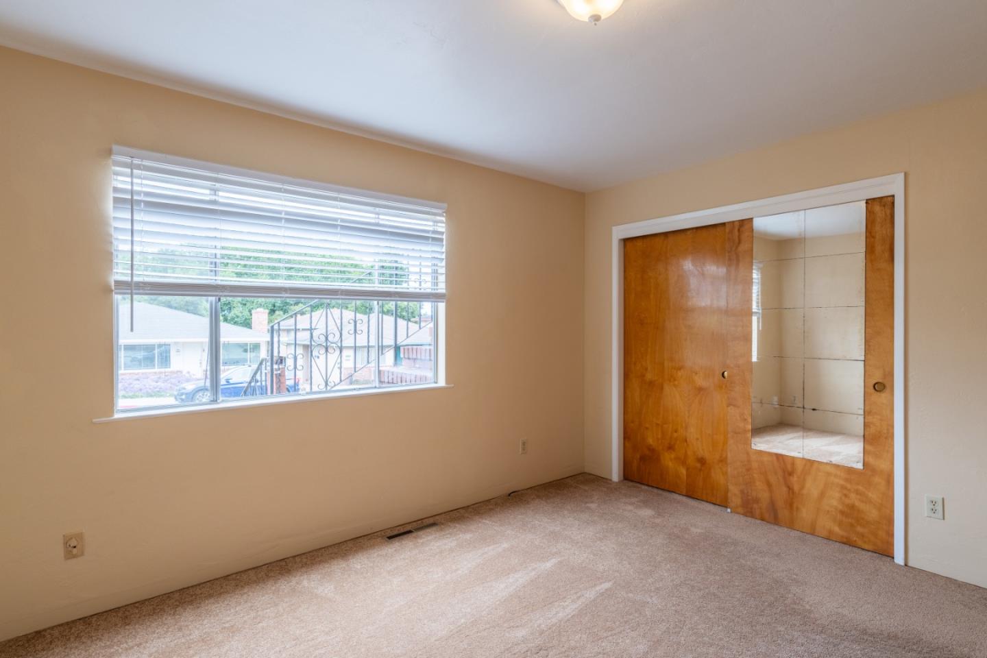 Detail Gallery Image 21 of 37 For 113 Seeno St, Monterey,  CA 93940 - 2 Beds | 2 Baths