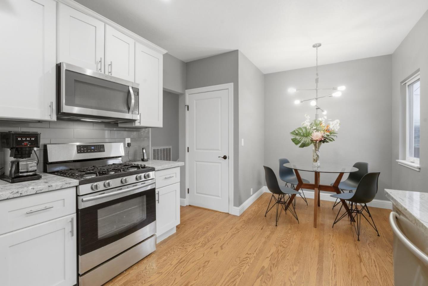 Detail Gallery Image 12 of 46 For 761 Miller Ave, South San Francisco,  CA 94080 - 4 Beds | 2 Baths