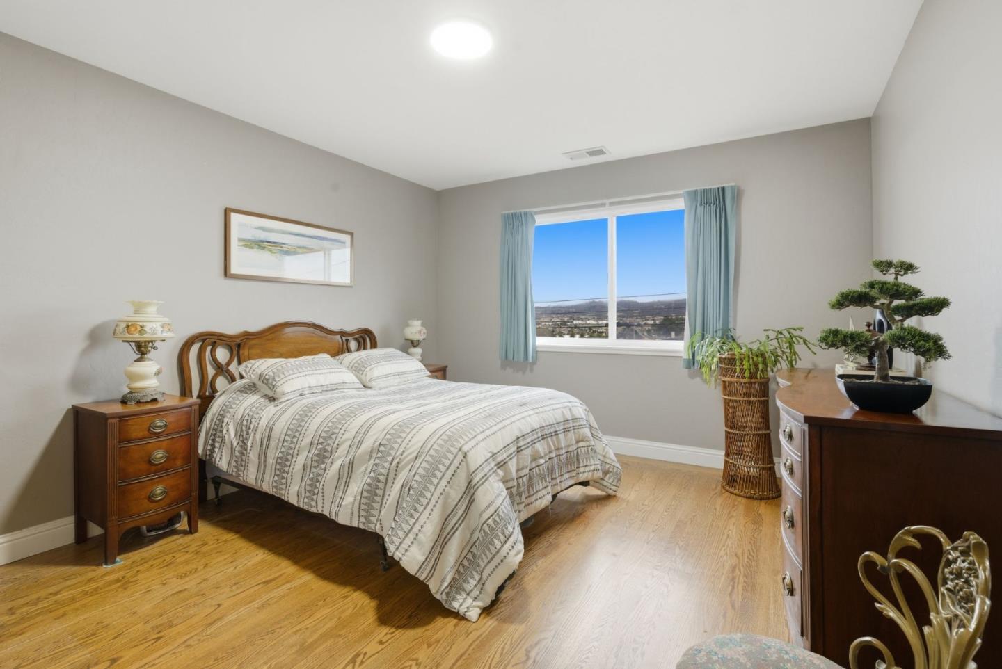 Detail Gallery Image 23 of 46 For 761 Miller Ave, South San Francisco,  CA 94080 - 4 Beds | 2 Baths