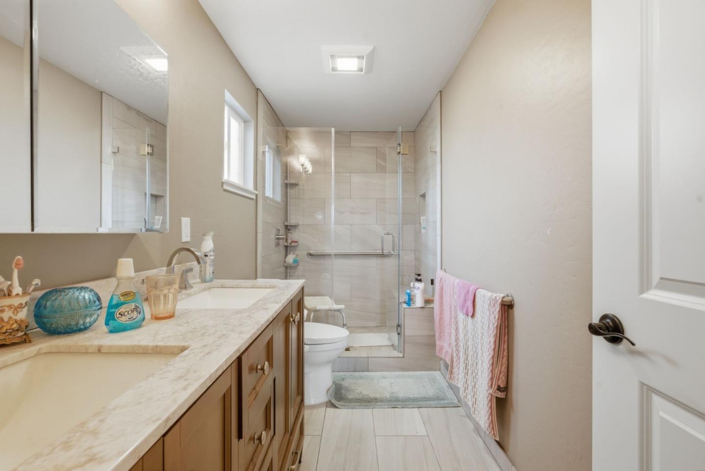 Detail Gallery Image 26 of 46 For 761 Miller Ave, South San Francisco,  CA 94080 - 4 Beds | 2 Baths