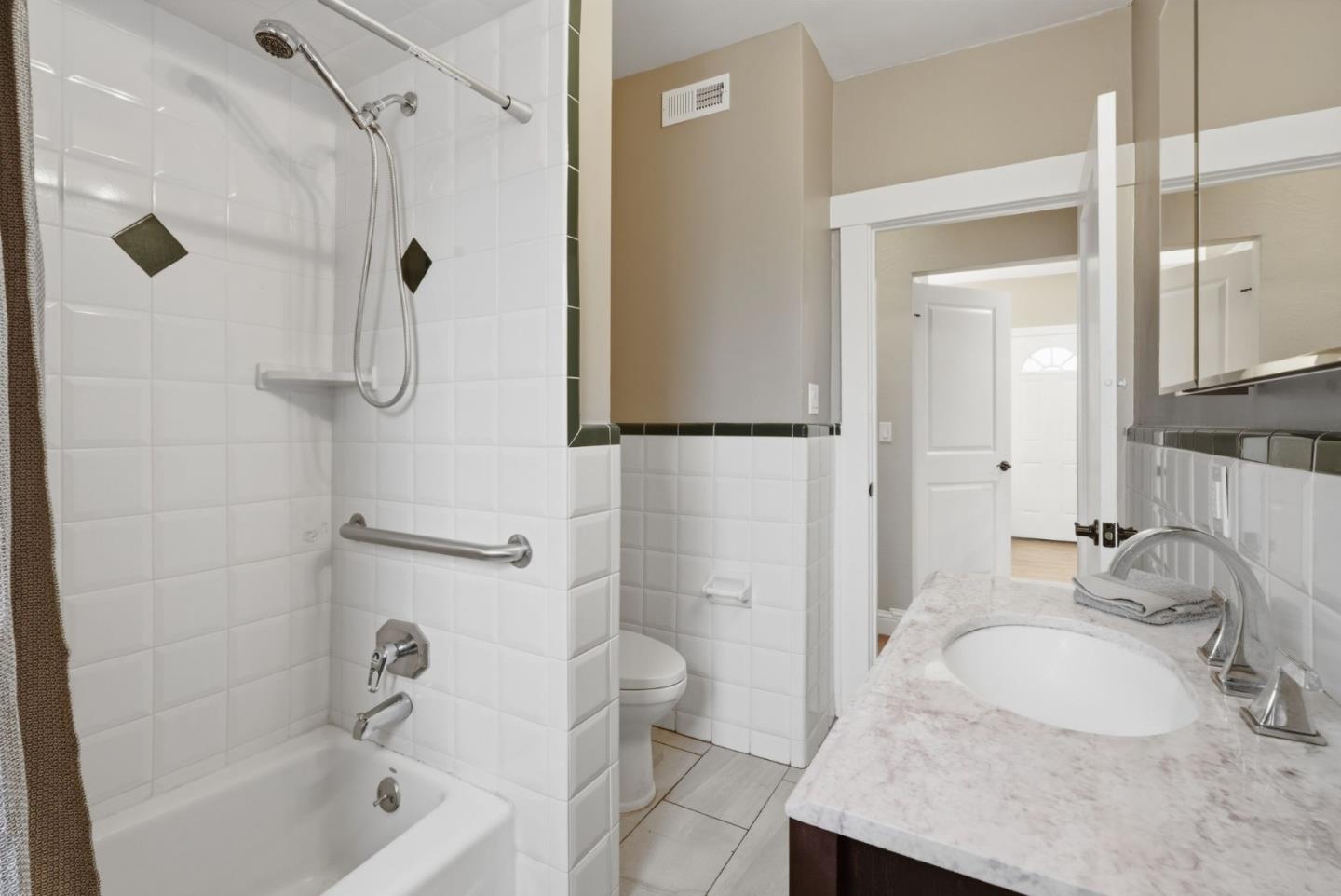 Detail Gallery Image 27 of 46 For 761 Miller Ave, South San Francisco,  CA 94080 - 4 Beds | 2 Baths