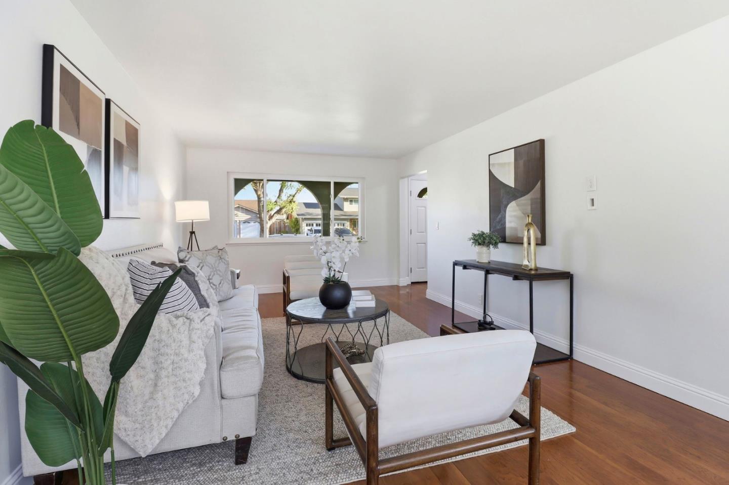 Detail Gallery Image 9 of 39 For Sueno Dr, San Jose,  CA 95148 - 4 Beds | 3 Baths