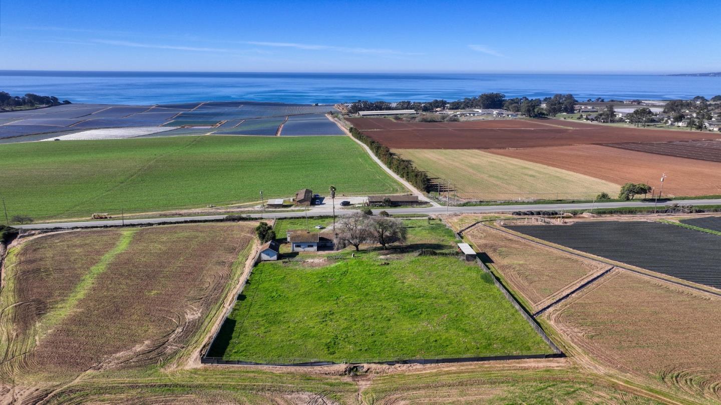 Detail Gallery Image 6 of 10 For 706 San Andreas, Watsonville,  CA 95076 - – Beds | – Baths