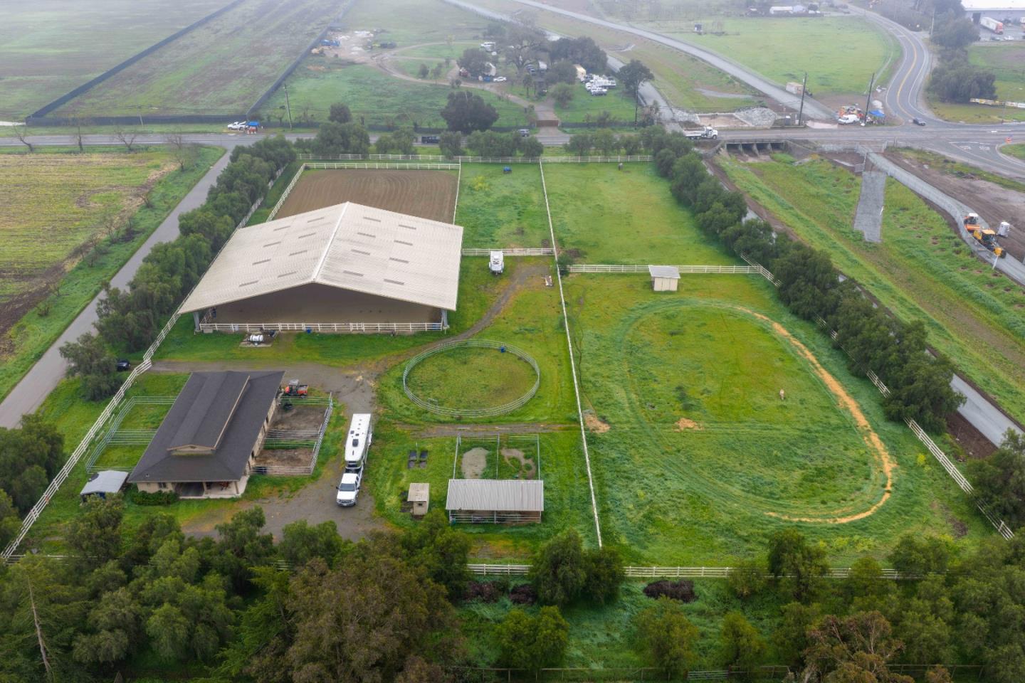 Detail Gallery Image 11 of 12 For 13575 Mammini Ct, San Martin,  CA 95046 - 4 Beds | 3/1 Baths