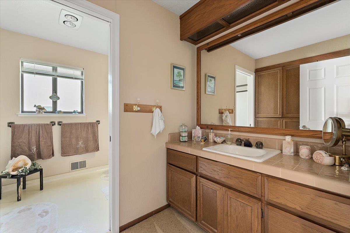 Detail Gallery Image 27 of 51 For 13575 Mammini Ct, San Martin,  CA 95046 - 4 Beds | 3/1 Baths