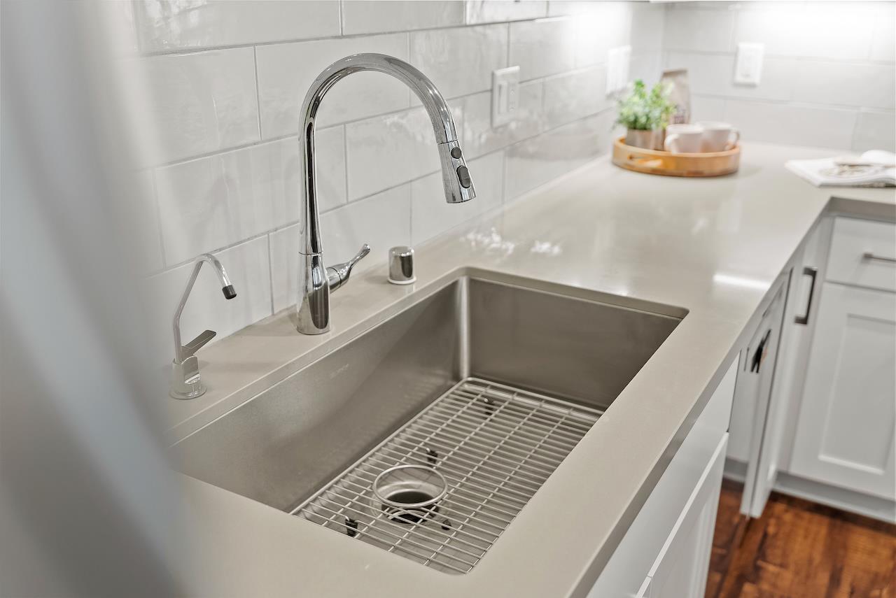 Detail Gallery Image 6 of 48 For 918 Lundy Ln, Scotts Valley,  CA 95066 - 4 Beds | 3 Baths