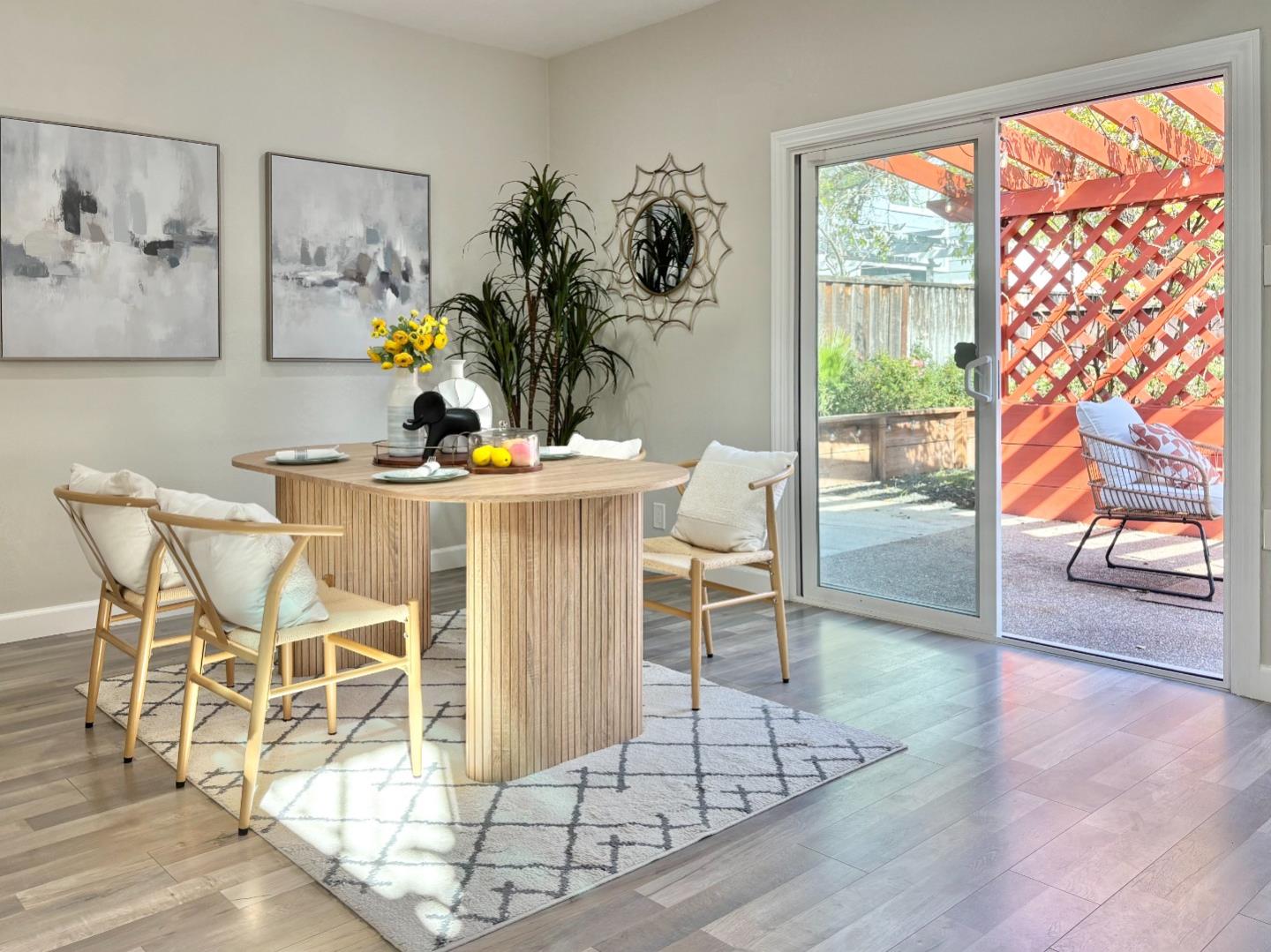 Detail Gallery Image 13 of 53 For 34216 Northwind Ter, Fremont,  CA 94555 - 4 Beds | 2/1 Baths