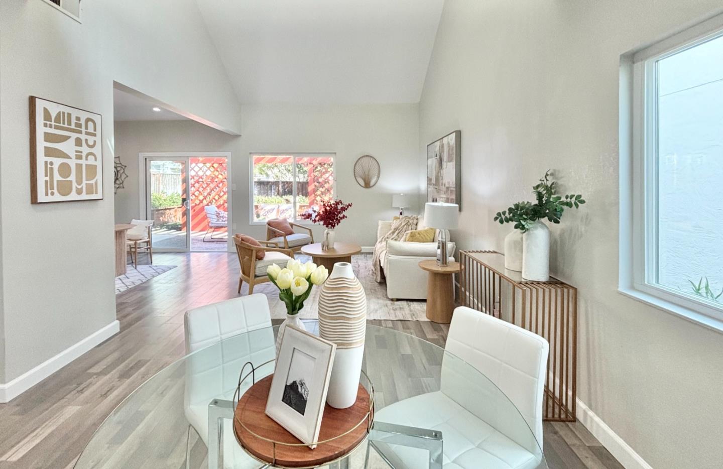 Detail Gallery Image 15 of 53 For 34216 Northwind Ter, Fremont,  CA 94555 - 4 Beds | 2/1 Baths