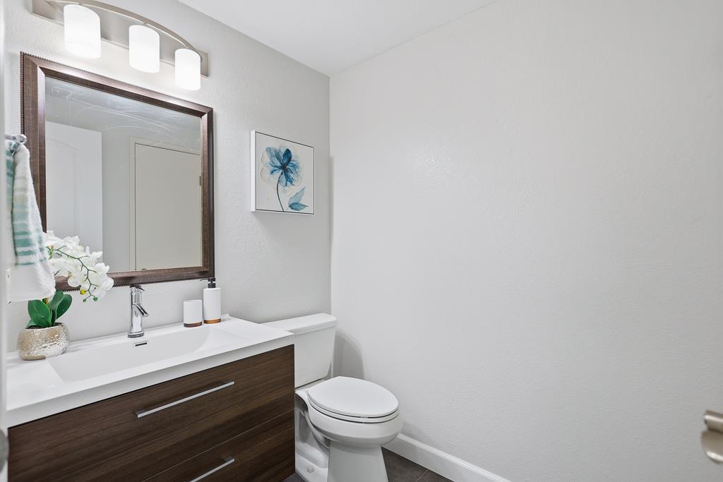 Detail Gallery Image 29 of 53 For 34216 Northwind Ter, Fremont,  CA 94555 - 4 Beds | 2/1 Baths