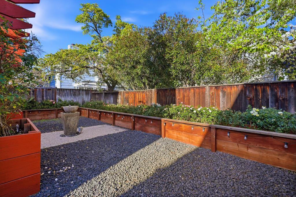 Detail Gallery Image 37 of 53 For 34216 Northwind Ter, Fremont,  CA 94555 - 4 Beds | 2/1 Baths