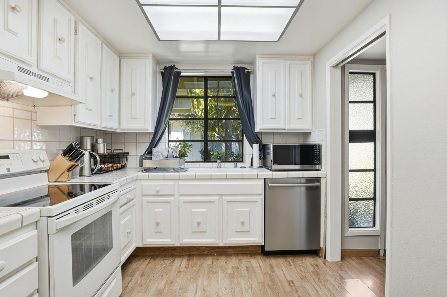 Photo #11: ML82035217 Listing: Photo #11