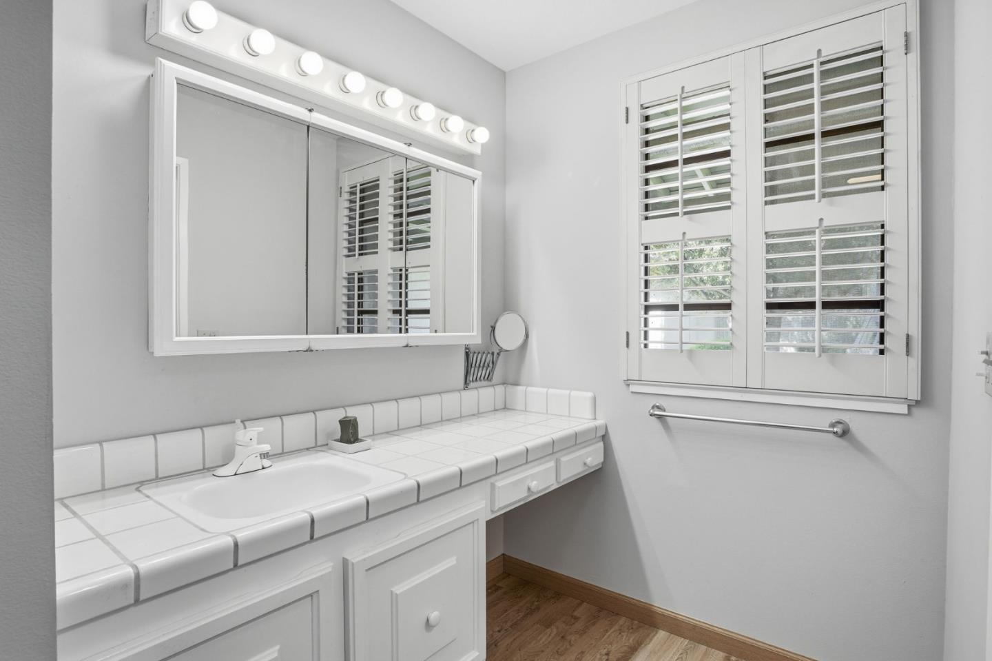 Photo #13: ML82035217 Listing: Photo #13