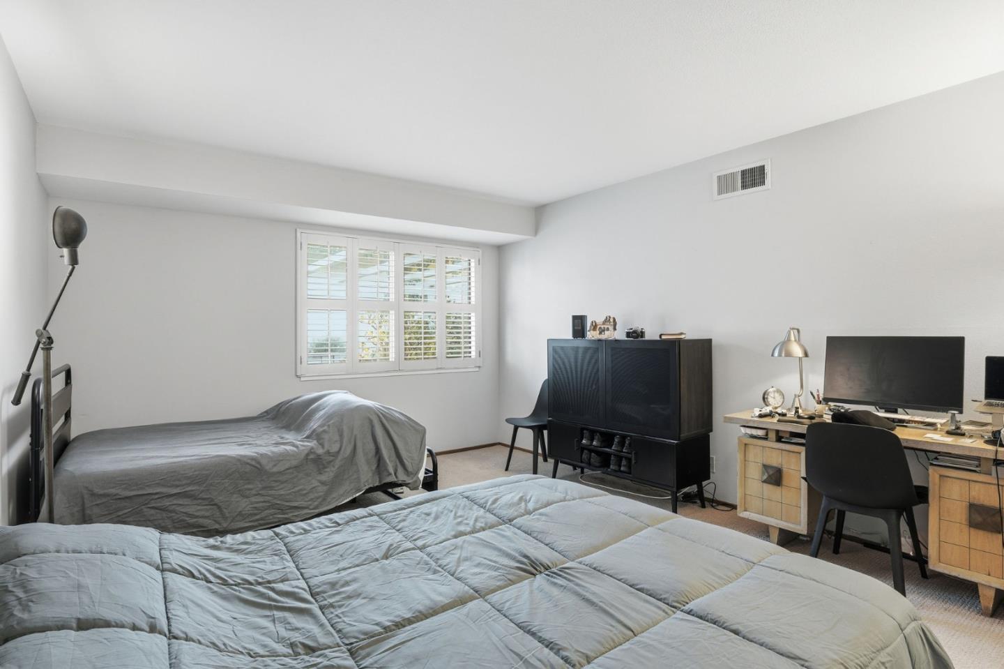 Photo #17: ML82035217 Listing: Photo #17